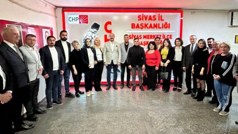  Divriği Heyetinden CHP Sivas İl Başkanlığı’na Anlamlı Ziyaret