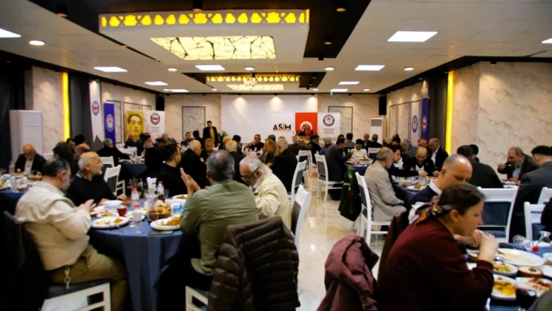  Adana’da sivil toplum ve eğitim camiası iftar sofrasında buluştu