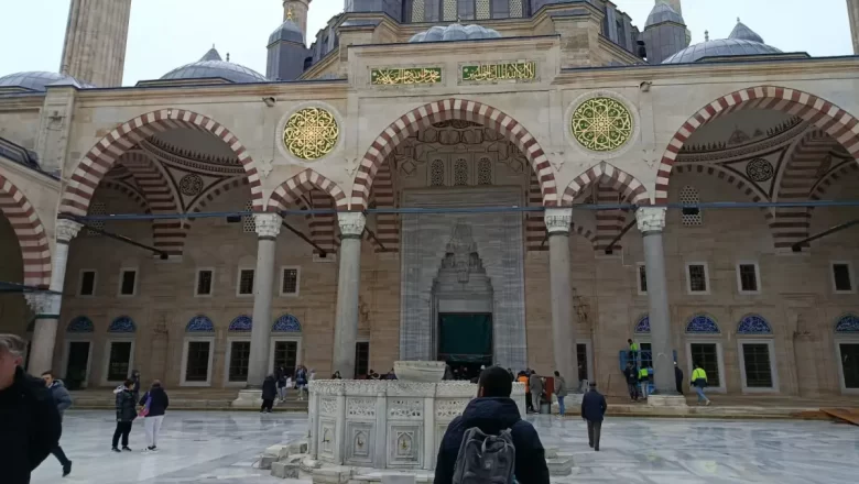  Ramazan Bayramı namaz saatleri belli oldu: İl il saatler açıklandı